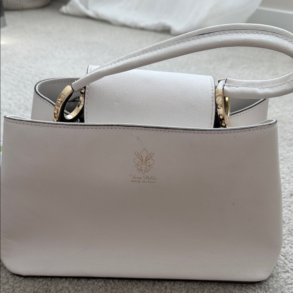 Vera Pelle Cream Leather Shoulder Bag